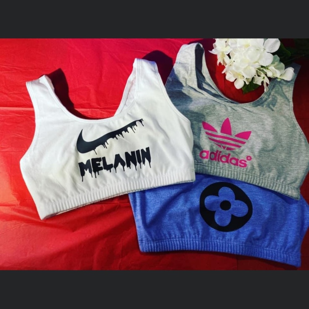 Order by bra size !! Customs thick sports bras !!